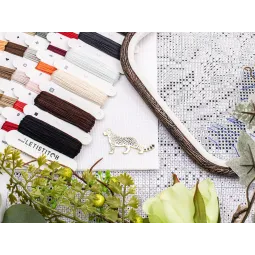 Набор для вышивания крестиком "Дикая красота" 36x35см SLETIL9954