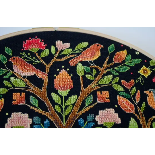 Kreuzstich-Set "Der Baum der Waldmärchen" 30x30 cm AAH-298