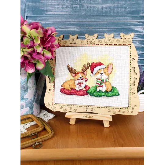 Kryželiu siuvinėjimo rinkinys "Švenčiant Naujuosius metus" 15*19 cm SM-774