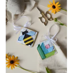 Decoration "Sweet honey" 13.2x6.6 cm AABT-048