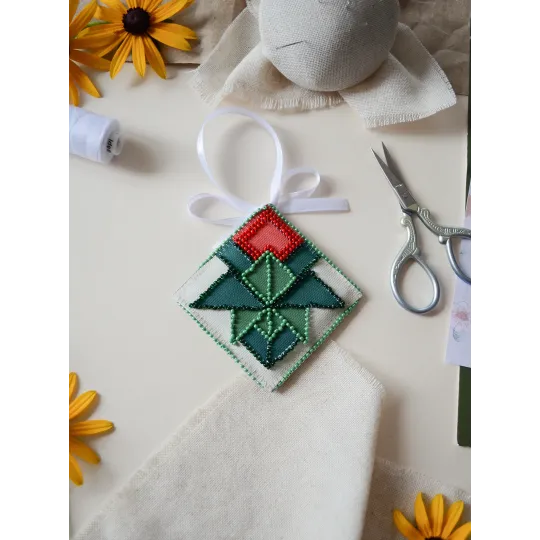 Dekoracija „Rosebud“ 13,2x6,6 cm AABT-045