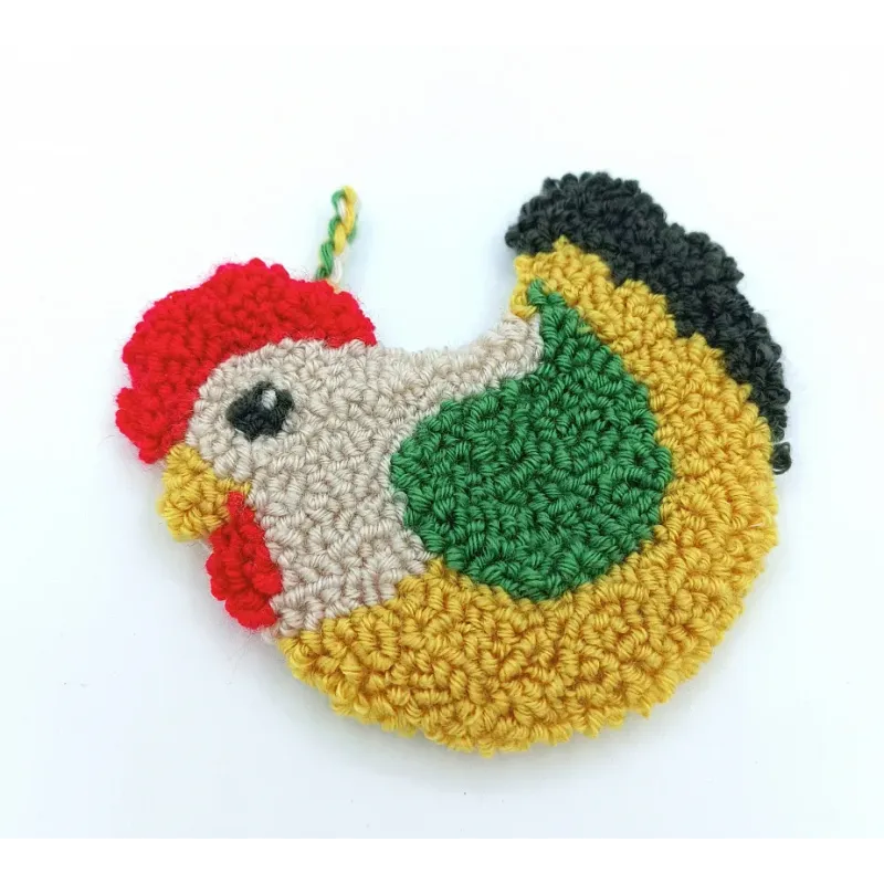 Punch-needle rug kit "Hen" 13.5×12.5 cm SVK-006 (ES)