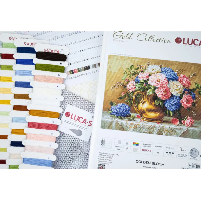 Kit de point de croix. "Golden Bloom" 48x33cm SB723