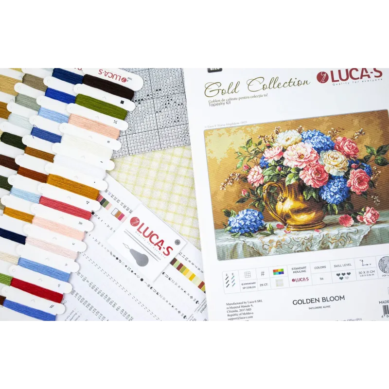 Kit de point de croix. "Golden Bloom" 30x21 cm SG723