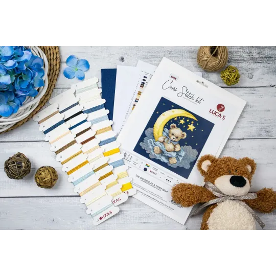 Kreuzstich-Set. "Das Universum eines Teddybären" 16 x 16 cm SB1436