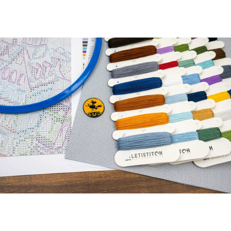 Cross stitch kit "Haunted Happenings" 38x31cm SLETIL9967