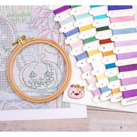 Cross stitch kit "Pumpkin Latte Nights" 20x17 cm SLETIL9962