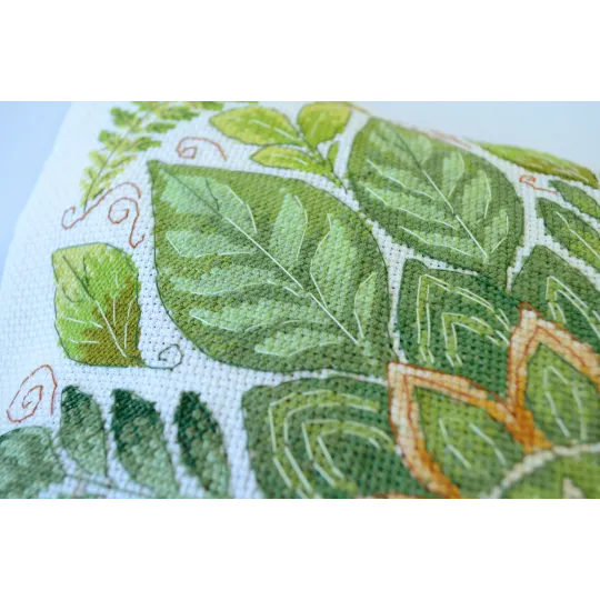 Cross-stitch kit "Dance ot the leaves" 30x30 cm AAHP-020