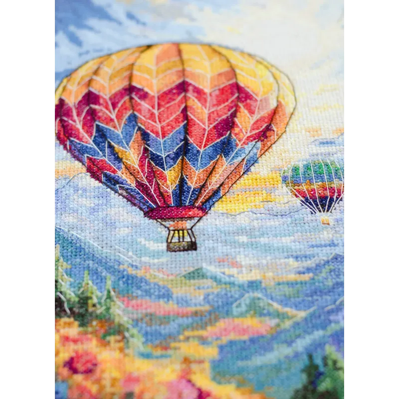 Kreuzstich-Sets "Flug zur Sonne" 25x29 cm AAH-304