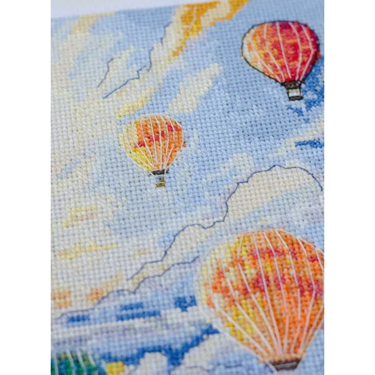 Kreuzstich-Sets "Flug zur Sonne" 25x29 cm AAH-304