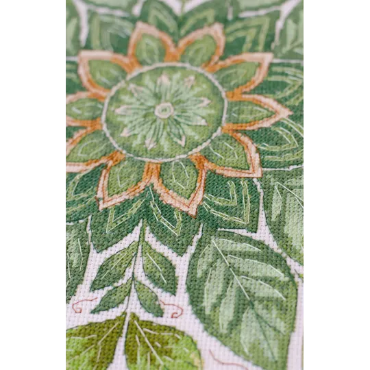 Cross-stitch kits "Dance of the leaves" 30x30 cm AAH-301