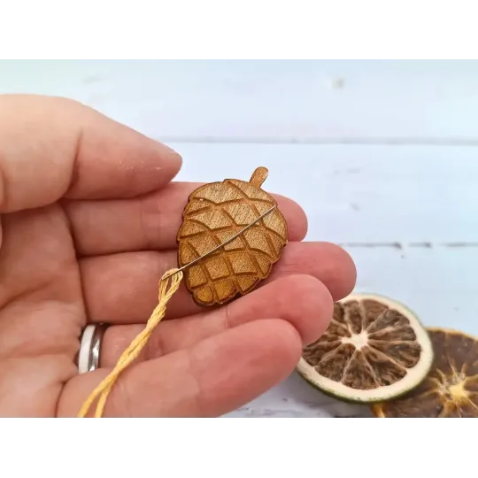 Magnetic needle holder. Pine cone. Hard KF059/66P