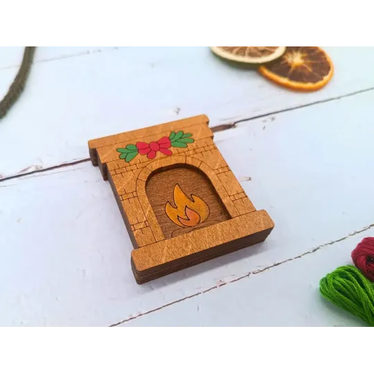 Деревянный игольница. Камин. KF056/125