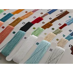 La Dame du Jardin - Kit de Broderie au Point de Croix AVA-P148