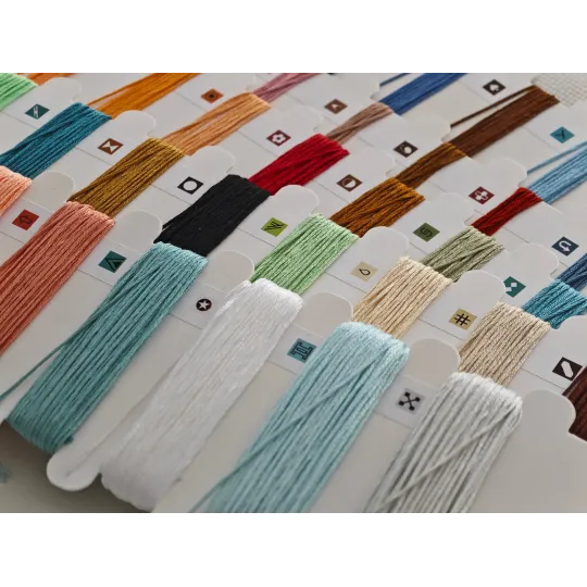 The Lady of the Garden - Cross Stitch Kit AVA-P148