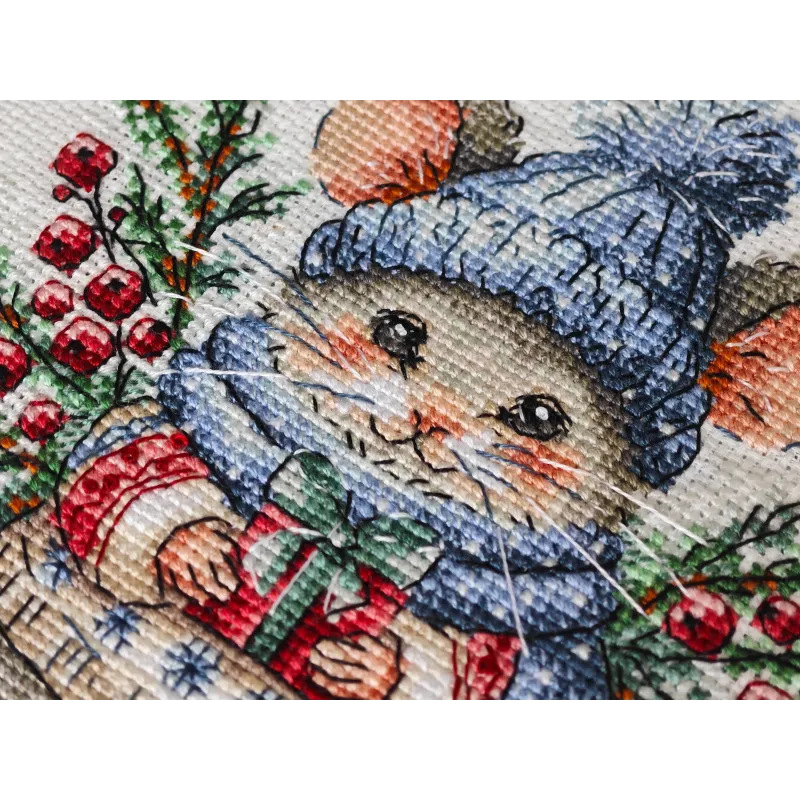 Christmassy Magic - Cross Stitch Kit AVA-P027