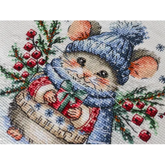 Christmassy Magic - Cross Stitch Kit AVA-P027