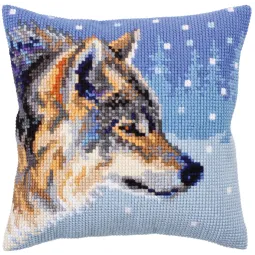 Cushion kit Winter animals  40 X 40 cm CDA5303