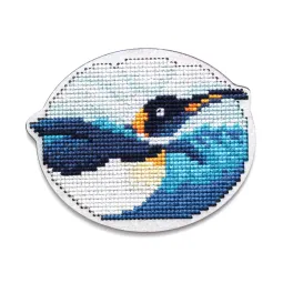 Cross-stitch kit with perforated wooden form EHW051