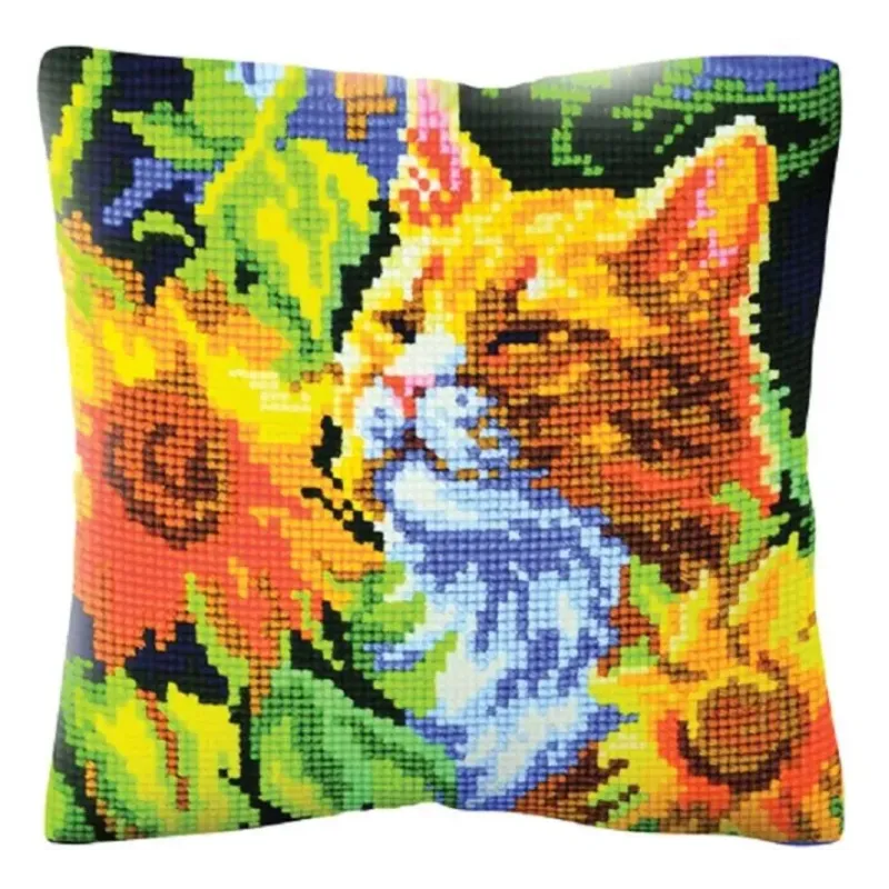 Cushion kit "Cat in sunflowers" 40 x 40 cm CDA5502