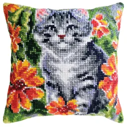Cushion kit "I hid! I hid!" 40 x 40 cm CDA5479