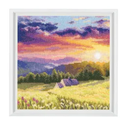 Kryželiu siuvinėjimo rinkiniai "Lopšinė" 15,5x15,5 cm RTOM1023