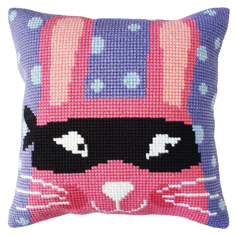 Kit coussin Masque mystérieux 40 X 40 cm CDA5453