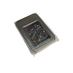 Boîte à épingles métallique pré-remplie 9 x 6 x 1,8 cm RTOT00106