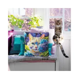 Kit de coussin "Chat dans les hortensias" 40 x 40 cm CDA5501
