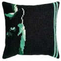 Counted Cushion kit "In the dark" 40 x 40 cm CDA5483CC
