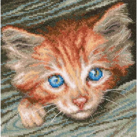 Cross-stitch kit "Fluffy observer" M710