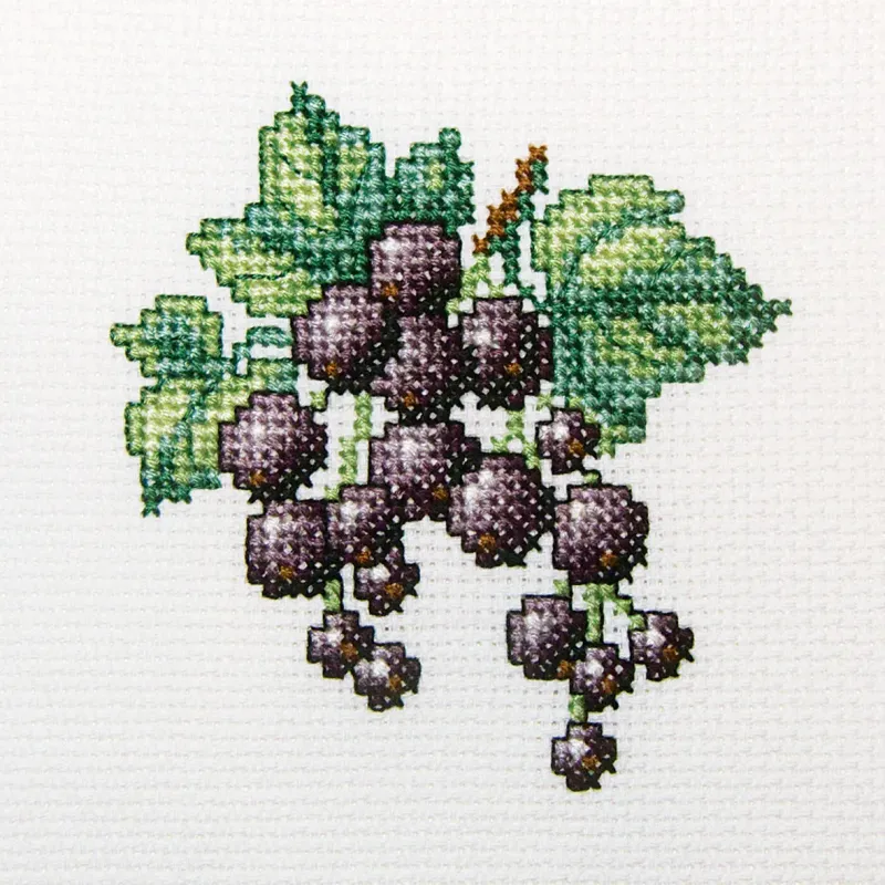 Kryželiu siuvinėjimo rinkinys "Blackcurrant" RTOH253