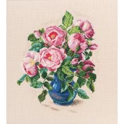 Набор для вышивания крестиком "Нежные розовые бутоны" M720