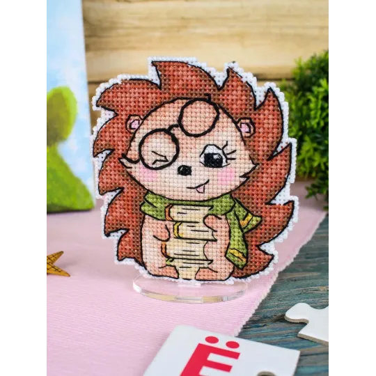 Cross stitch kit "Mischievous hedgehog" 10x9 cm SR-894