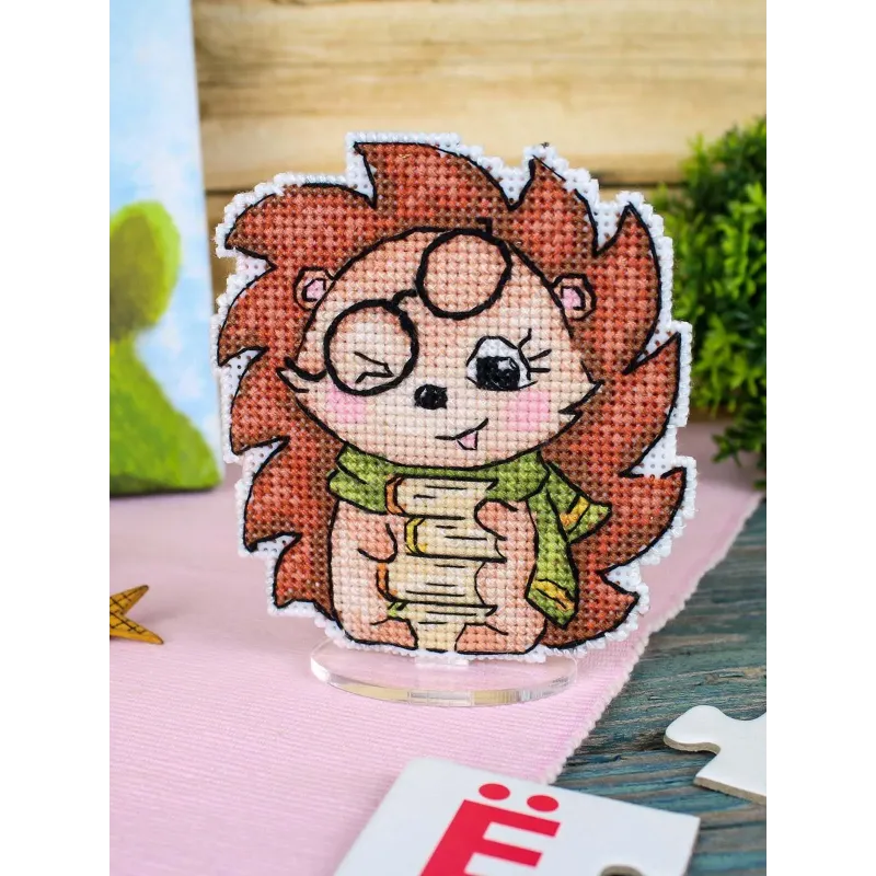 Cross stitch kit "Mischievous hedgehog" 10x9 cm SR-894