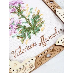 Cross-stich on wooden base "Miniature. Valerian" SO-141
