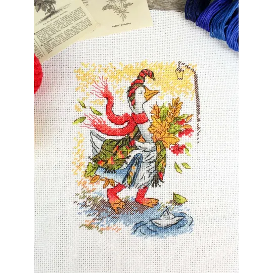 Cross stitch kit "Autumn walk" 18x13 cm SM-795