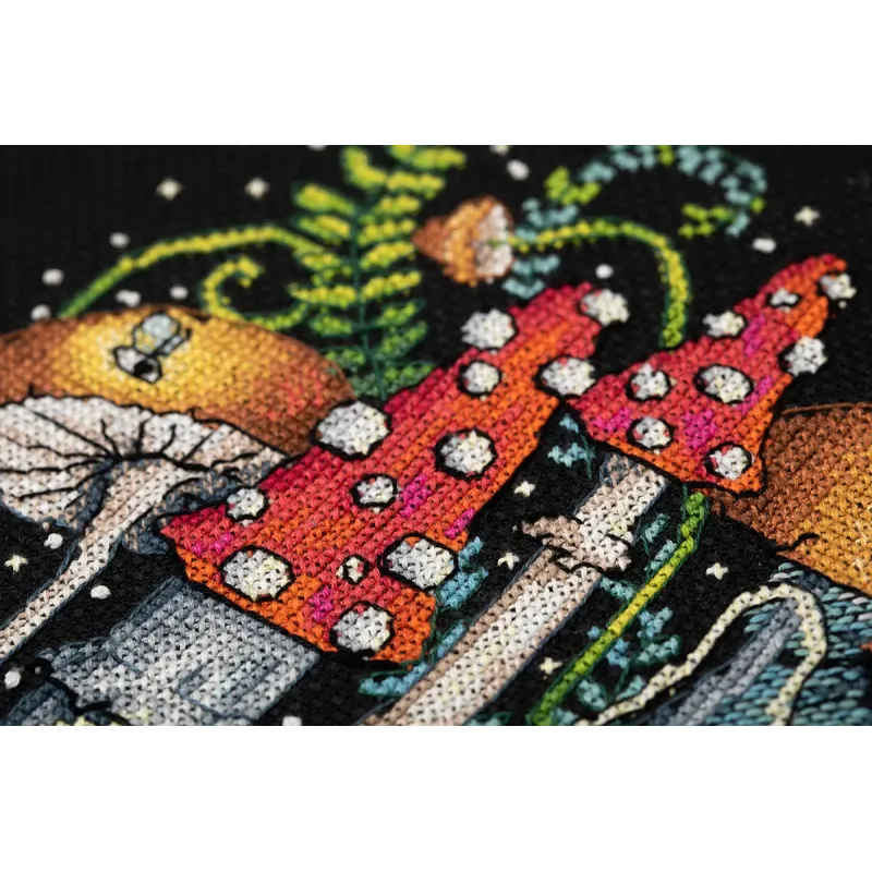 Cross stitch kit PANNA "Mushroom house" 19 x 24.5 cm PVS-7321