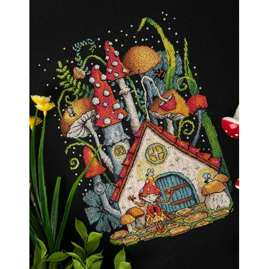 Kreuzstich-Set PANNA "Pilzhaus" 19 x 24,5 cm PVS-7321