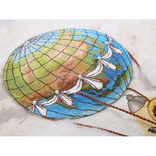 Cross stitch kit "Travelling with books" PVS-7182