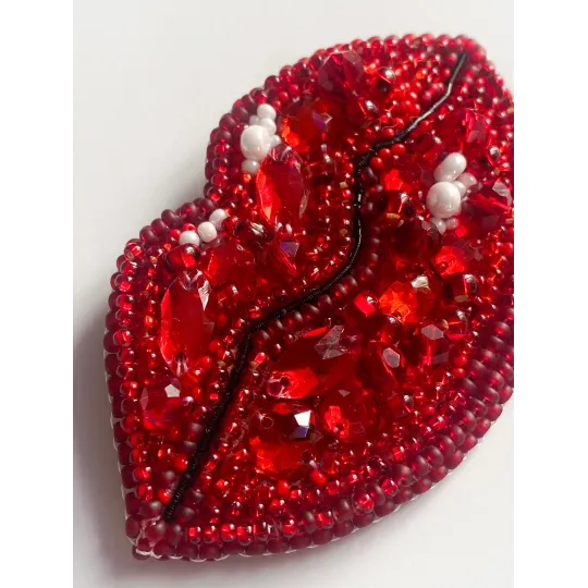 Decoration "Passionate Kisses" 7.4x4.6 cm AAD-244