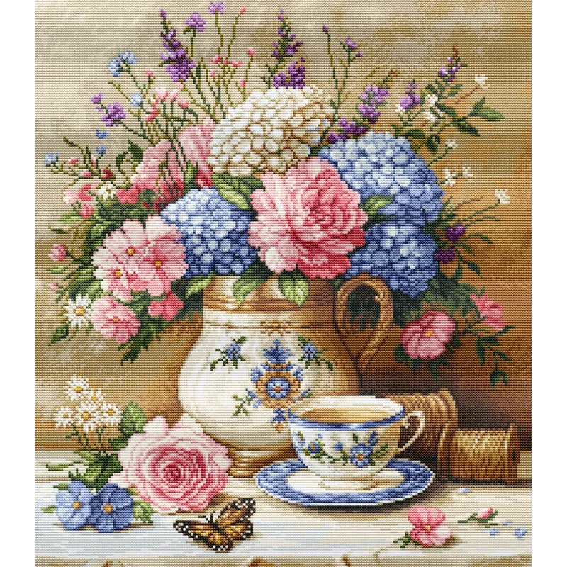 Cross Stitch Kit. "Floral Nostalgia" 20 x 23 cm SG725