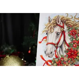 Cross stitch kit "Winter talisman" 25 x 29 cm S/MT031