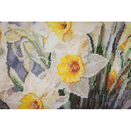 Kit de point de croix "La Tendresse des Narcisses" 34.7 x 44.8 cm S/LTS087
