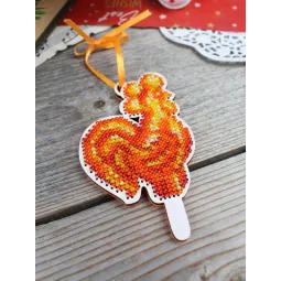Cross-stich on wooden base"Rooster-shaped lollipop" 10*9 cm SO-161