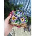 Cross-stich on wooden base"Pansies in a box" 10*11*6 cm SO-152