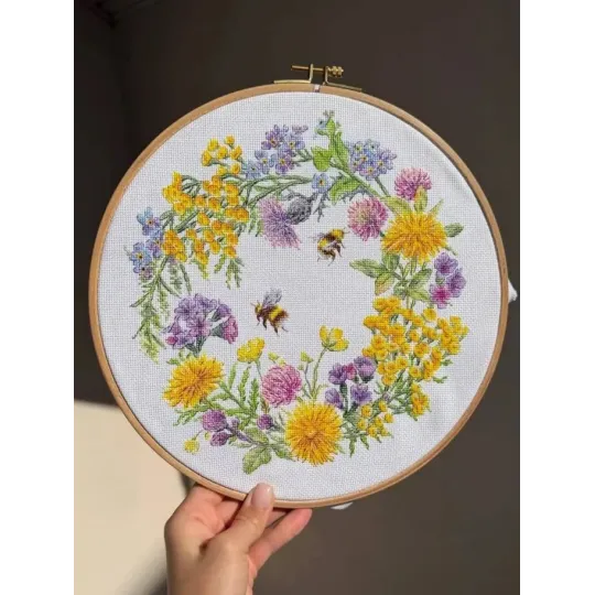 Siuvinėjimo kryželiu rinkinys "Lauko vainikas" 24,5x24,5 cm SANP-77