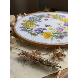 Kreuzstich-Set "Feldkranz" 24,5x24,5 cm SANP-77