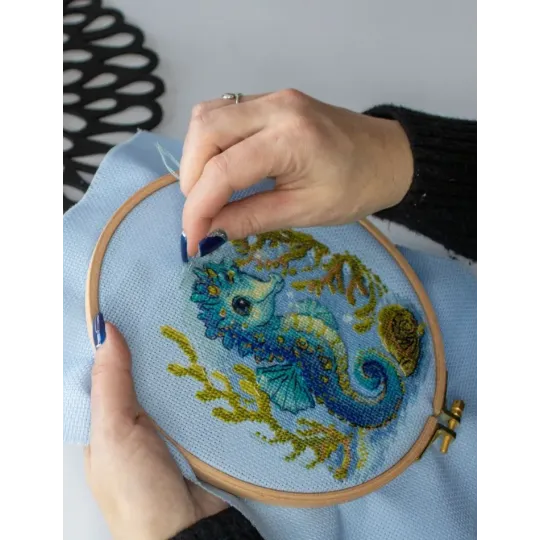 Baby Sea Horse 15x15 SRA1038