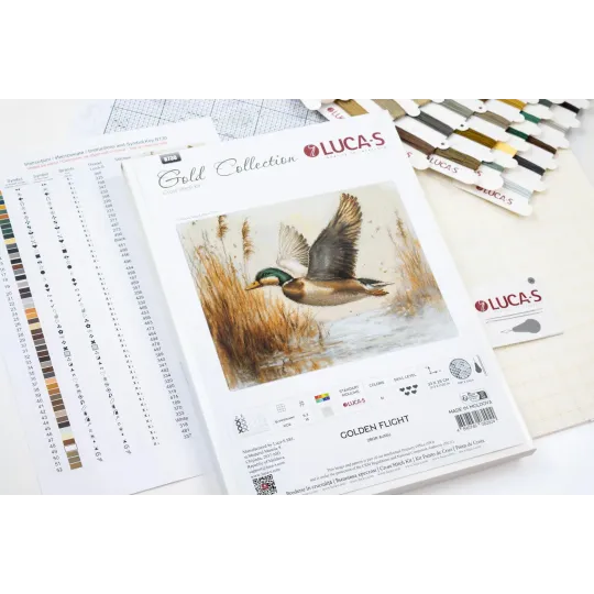 Cross Stitch Kit "Golden Flight" 33 x 25 cm SB730